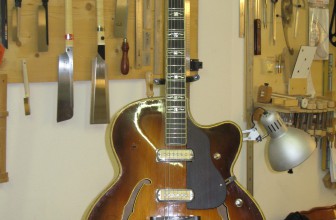 Restauration guitare jazz Hofner 1964